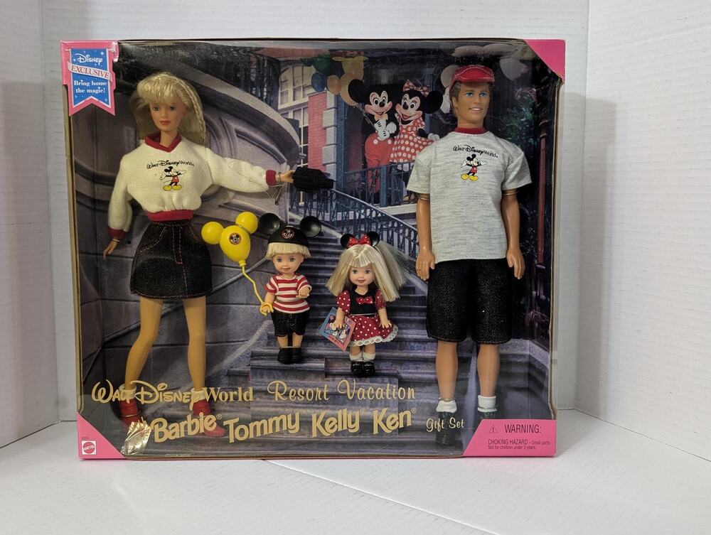 1998 Walt Disney World Resort Vacation Barbie Ken Kelly Tommy Gift Set NIB 20221